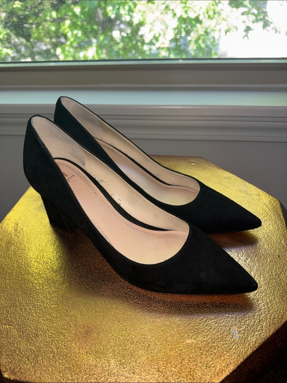 Marc Fisher LTD Black Suede Block Heel Pump Size 9
